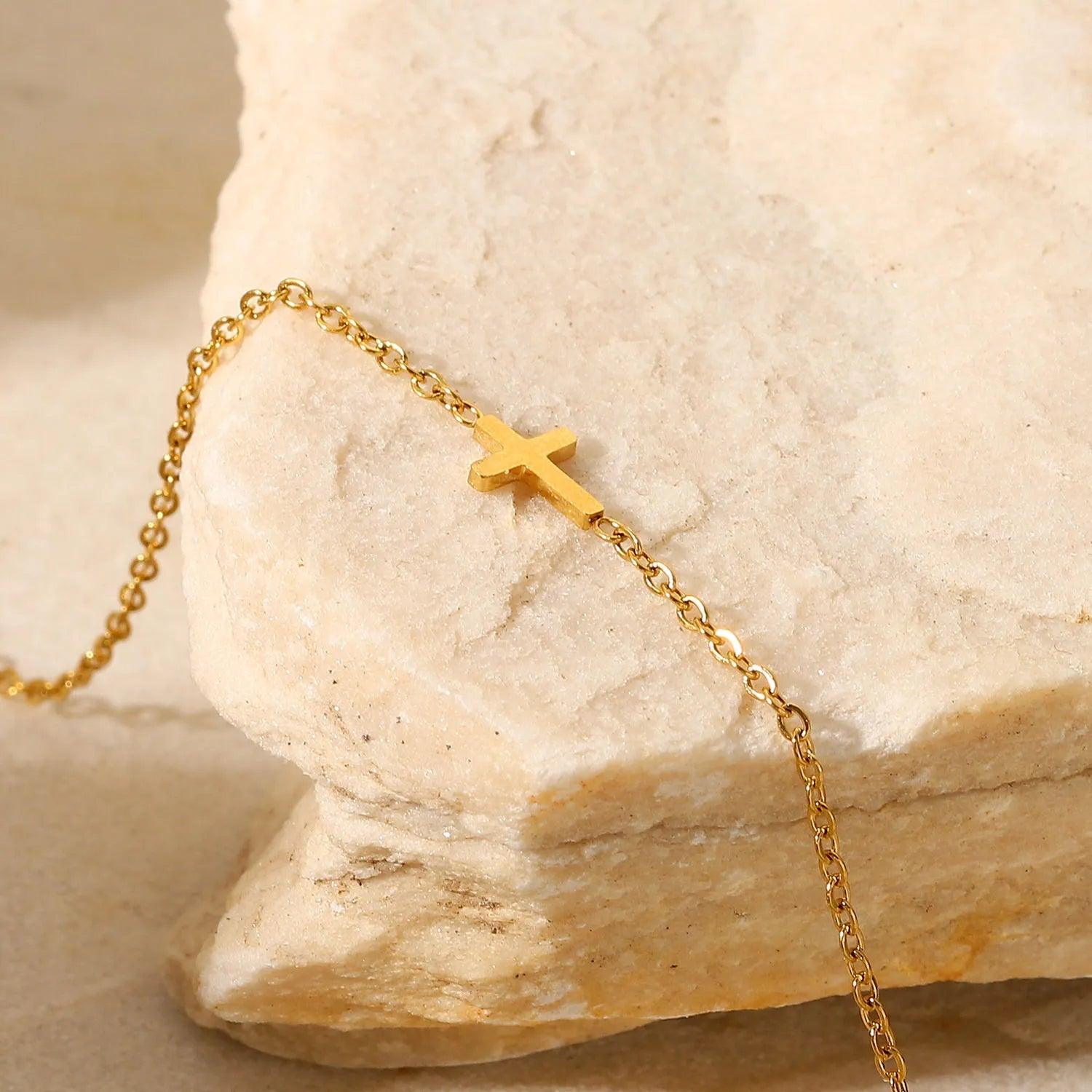 Pulseira com Mini Cruz - Lois Joias